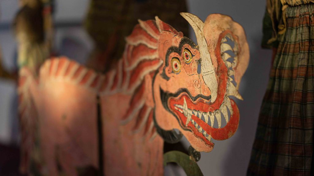 The Good Lion: The Javanese demon Begeduwak is a recurrent figure in Javanese shadow plays. Although feared himself by many, he deters other demons from spreading sickness and unleashing disasters and crop failures. The Good Lion: The Javanese demon Begeduwak is a recurrent figure in Javanese shadow plays. Although feared himself by many, he deters other demons from spreading sickness and unleashing disasters and crop failures.