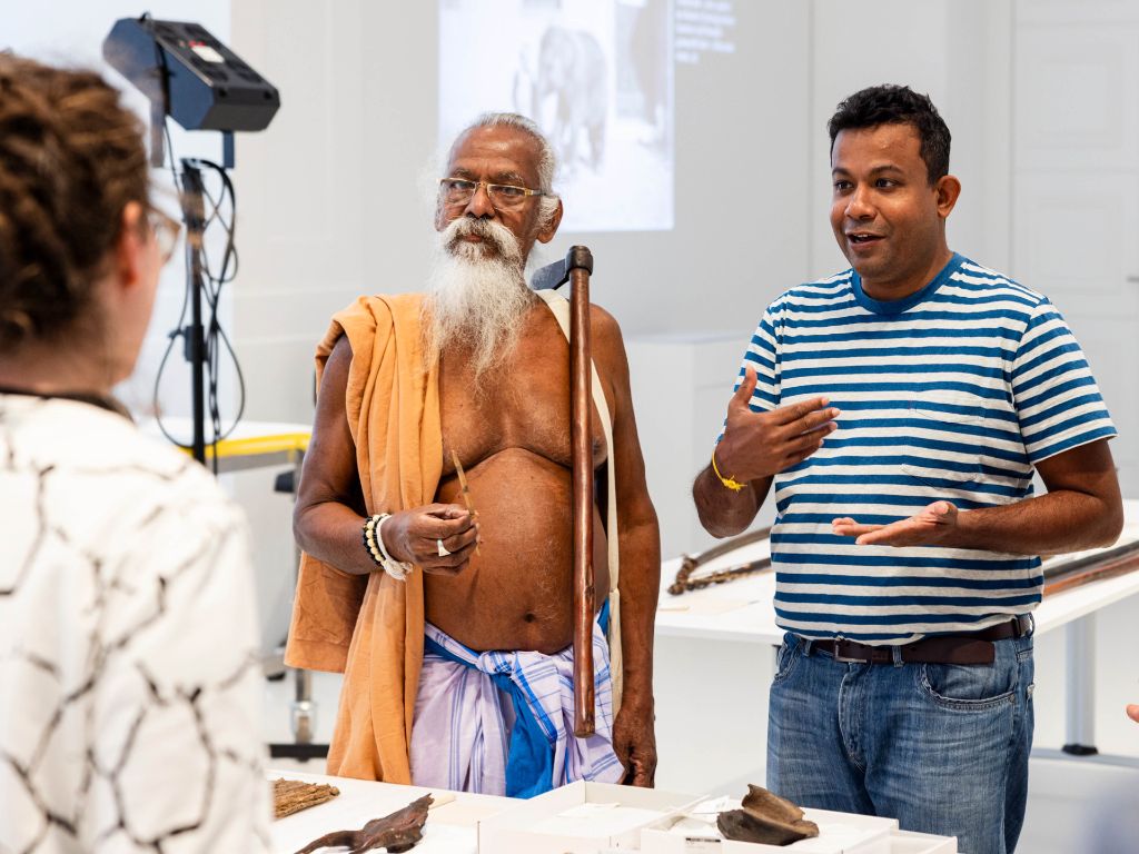 Vor-aller-Augen_Besuch-Sri-Lanka.jpg