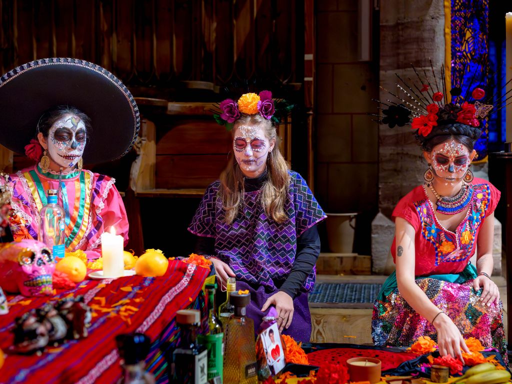 Dia-de-Muertos_Catrina-Betty-Thomas-Meister_Querformatzugeschnitten.jpg
