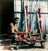 Zhao, einer der bekanntesten Speermacher der Angami-Naga